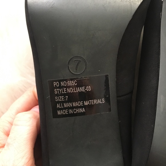 Breckelle’s black point toe heel pumps size 7 - Picture 4 of 6